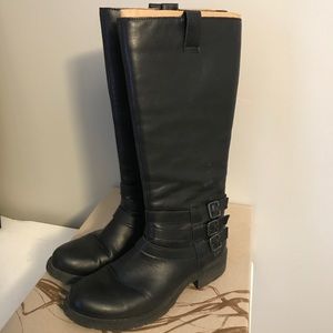 BOC Water resisting boot -size 9.5